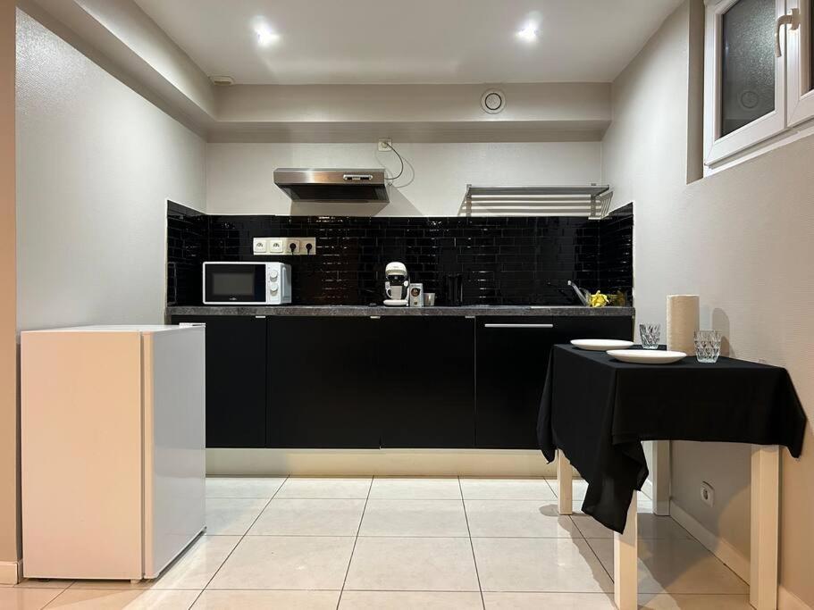 Cosy Studio - 10 Min Away From Cdg Aeroport - 30 Min Away From Paris - Parc Asterix - Olympic Games 2024 Le Thillay المظهر الخارجي الصورة